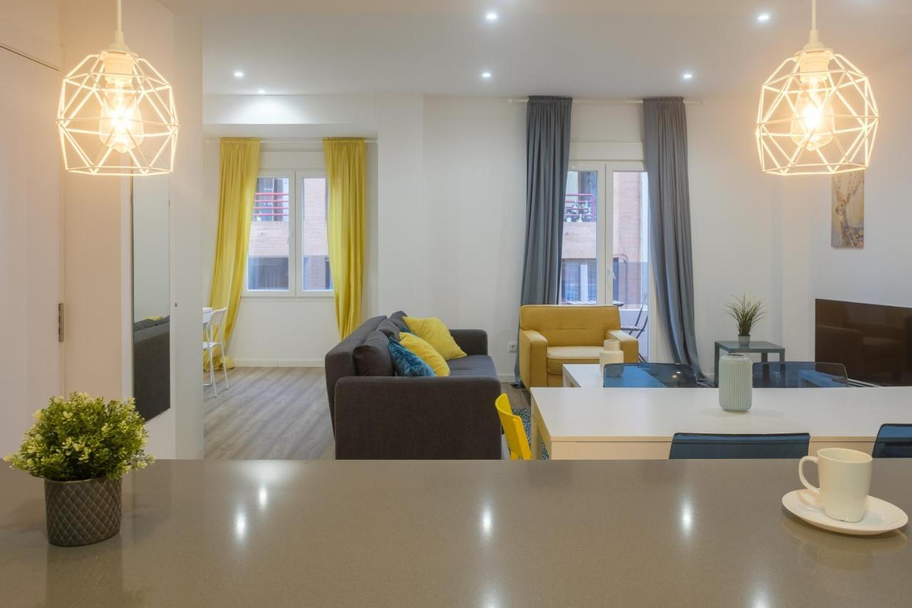 Bright, Brand New & Very Comfortable Apartment Valencia Exterior photo